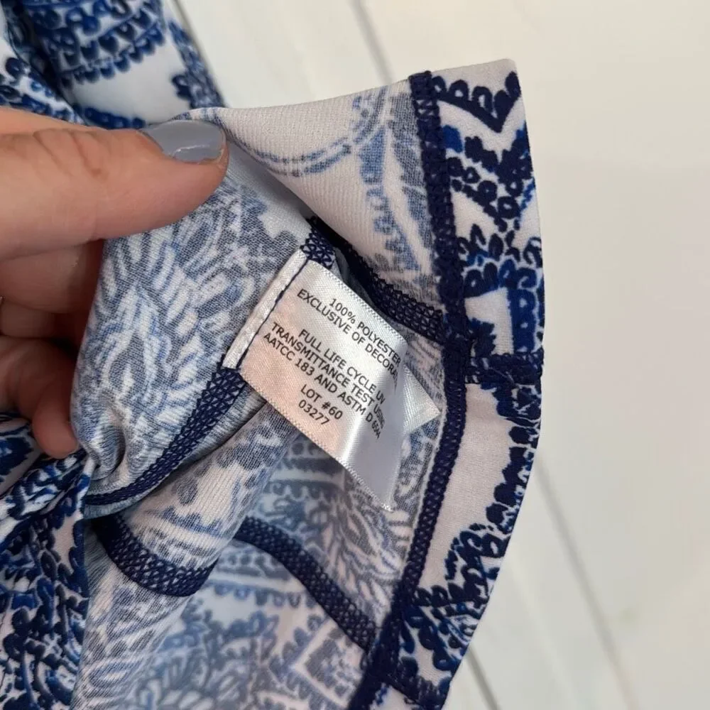 Coolibar blue paisley quarter zip rash guard pullover XL